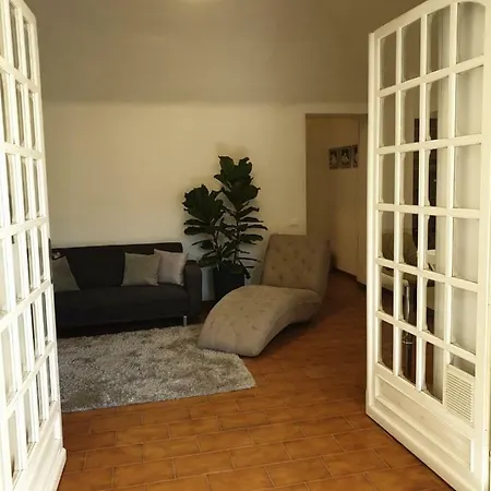 409 Corso Degli Inglesi * Sanremo