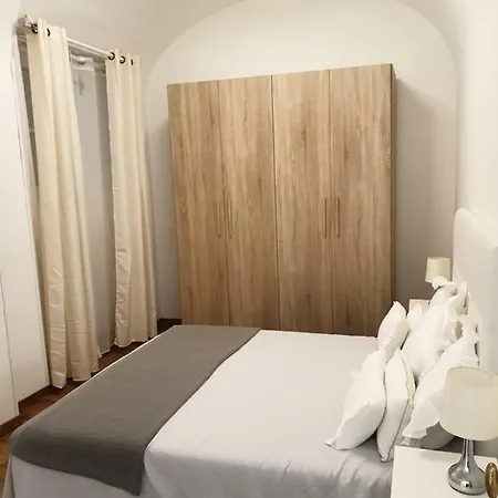 409 Corso Degli Inglesi *